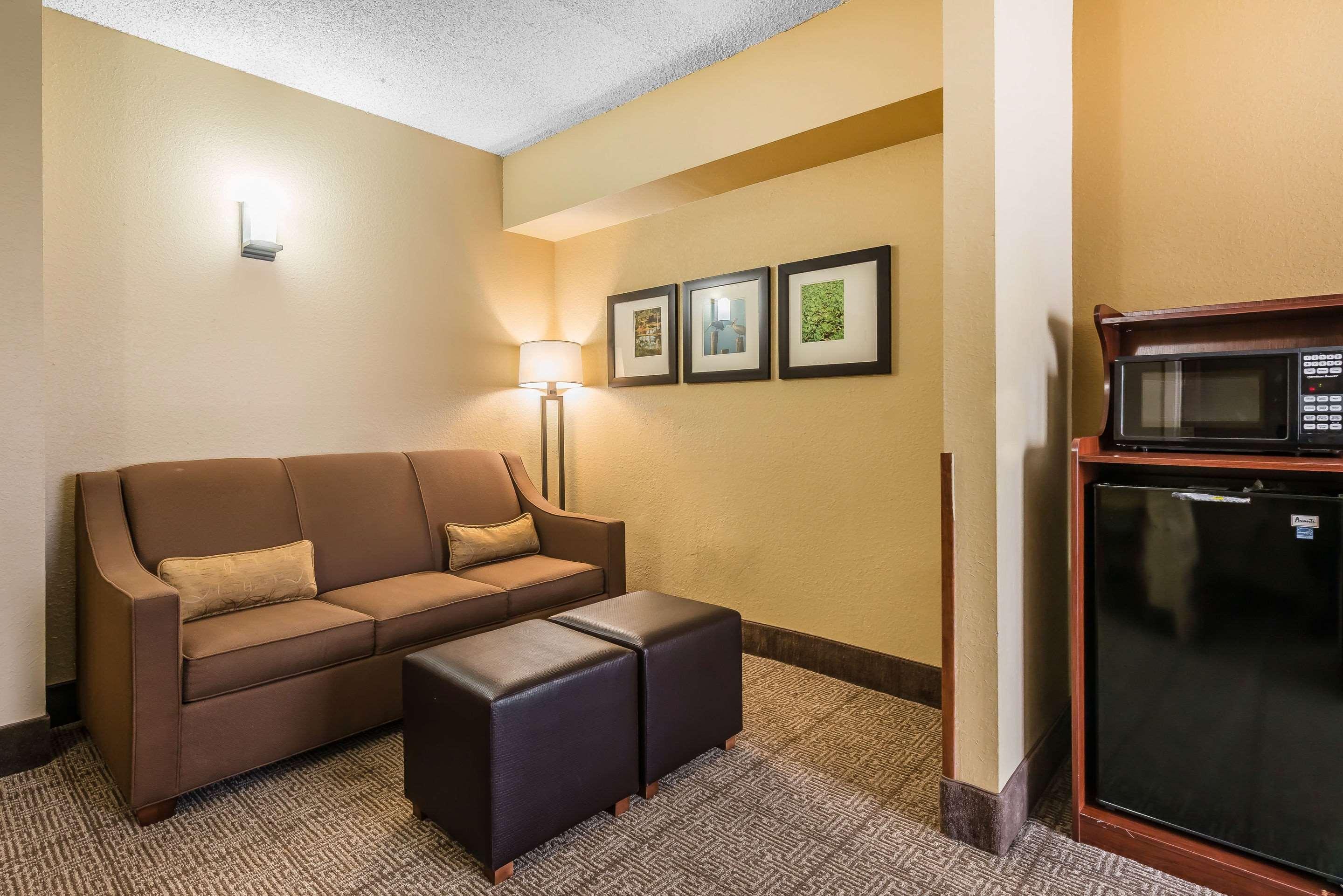 טמרק Comfort Suites Sawgrass מראה חיצוני תמונה