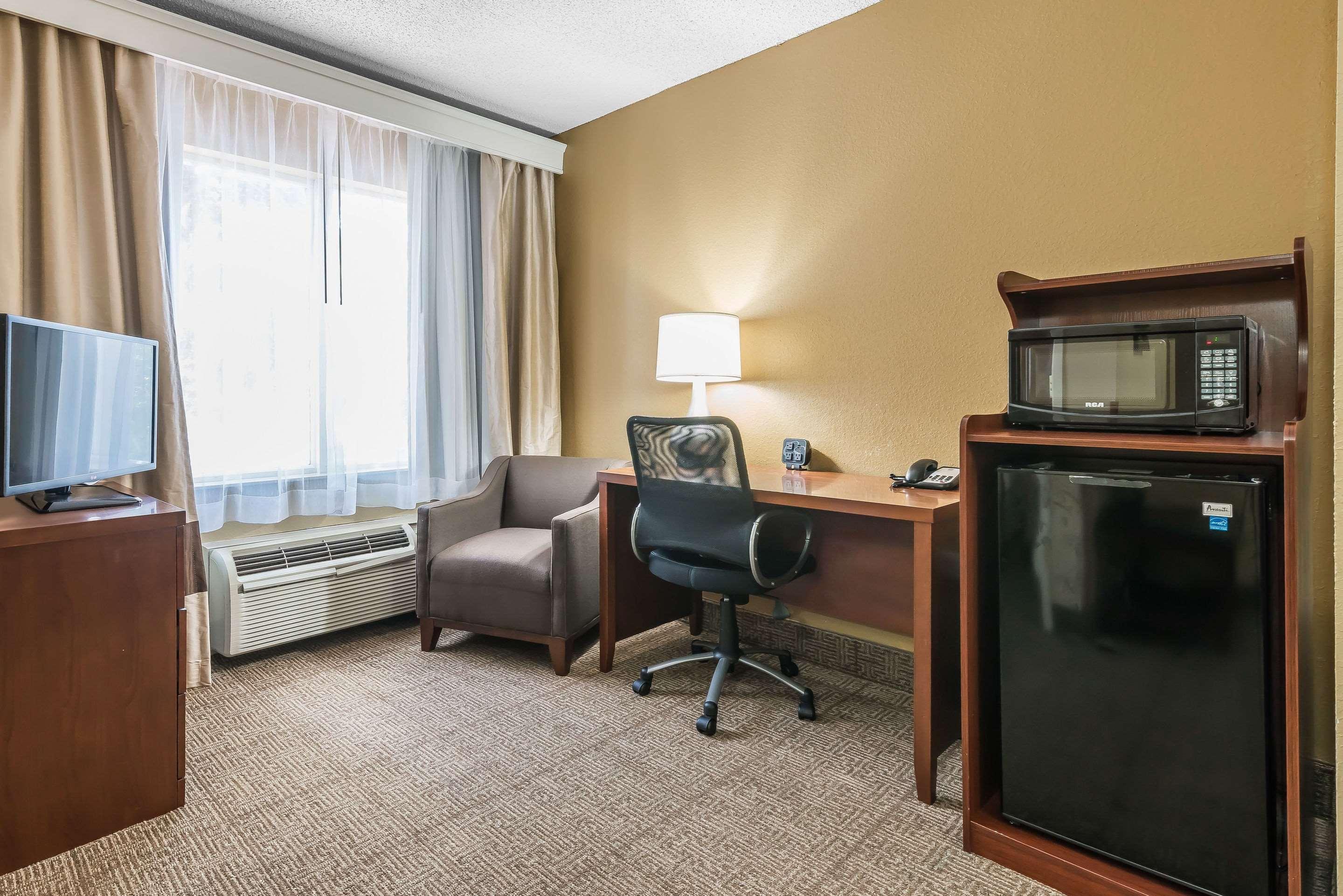 טמרק Comfort Suites Sawgrass מראה חיצוני תמונה