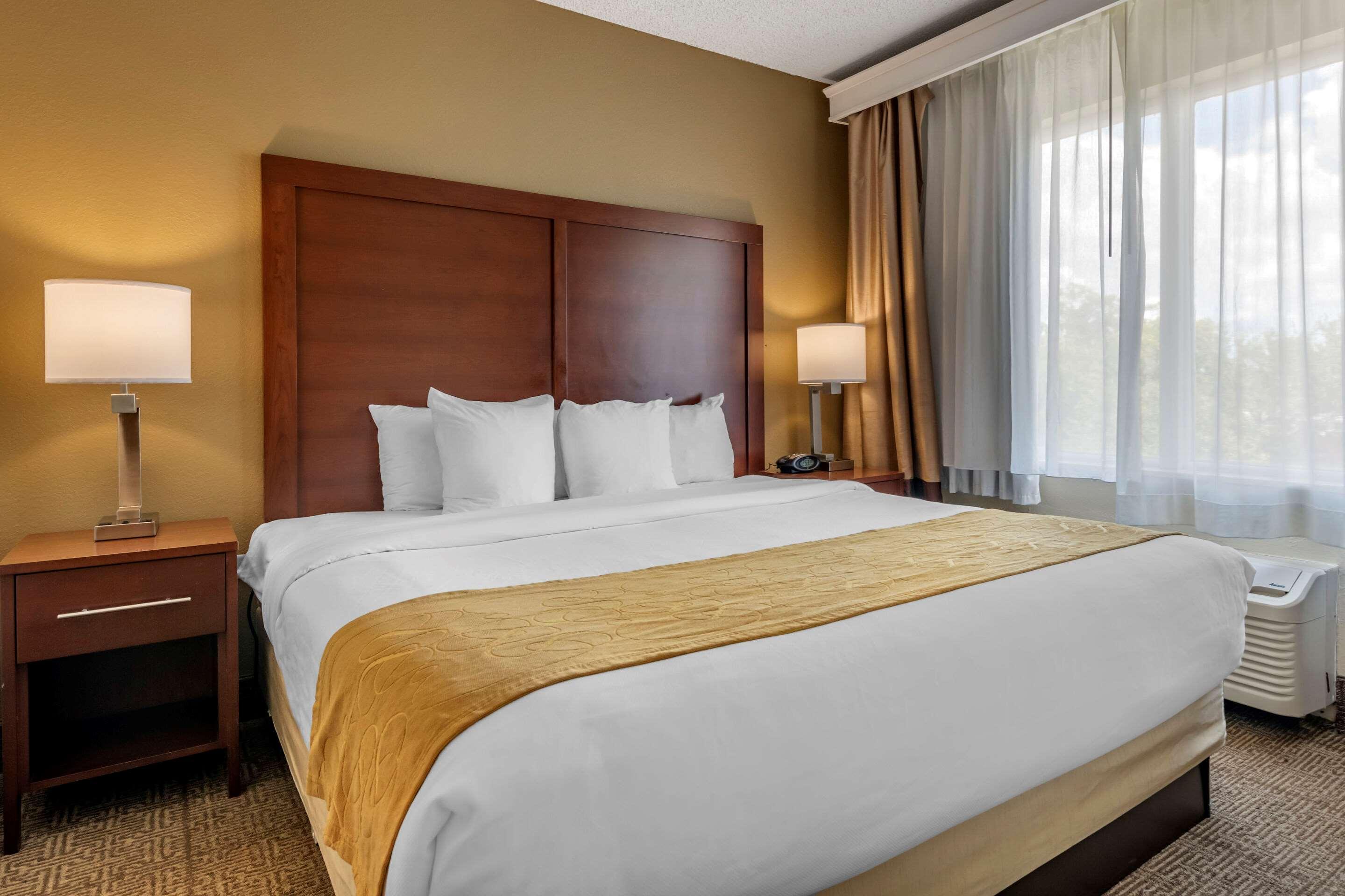 טמרק Comfort Suites Sawgrass מראה חיצוני תמונה