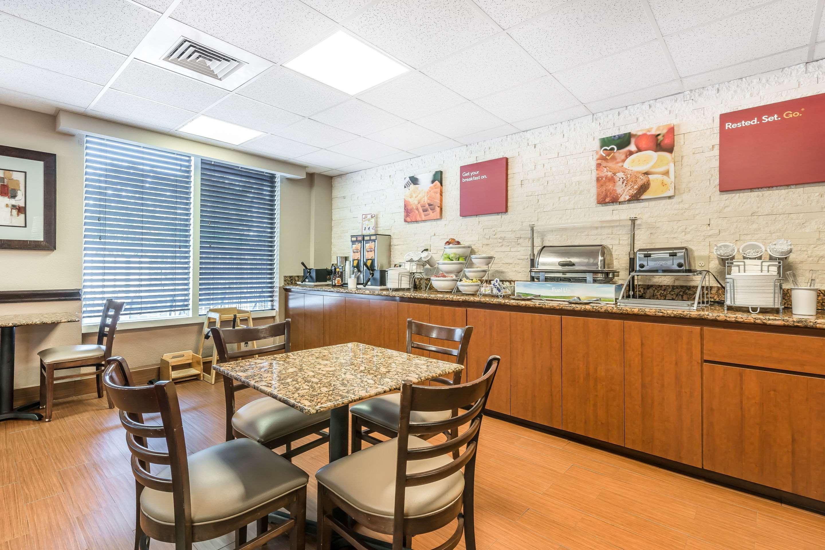 טמרק Comfort Suites Sawgrass מראה חיצוני תמונה