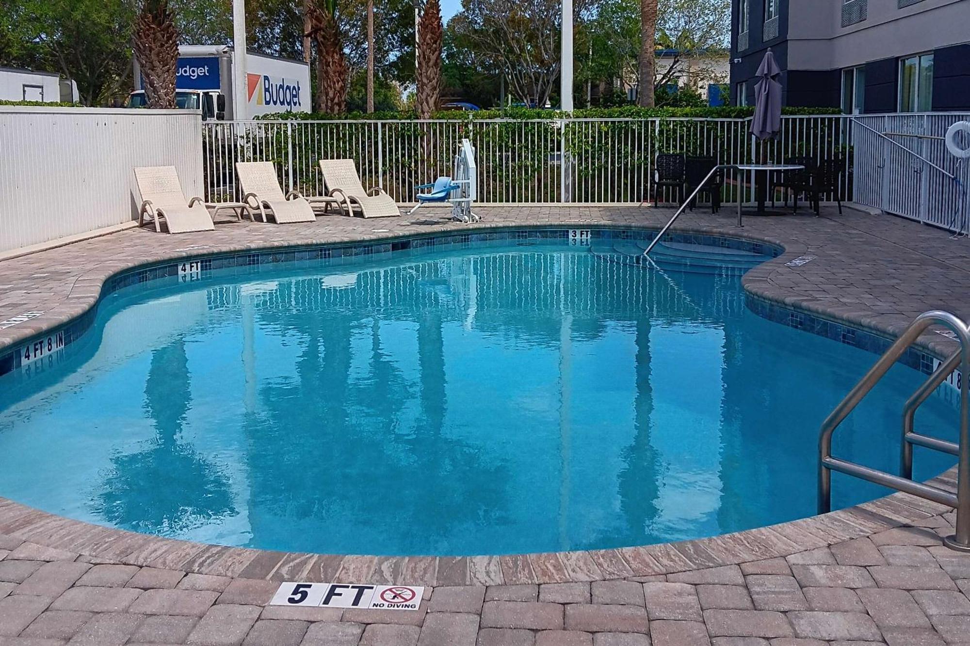 טמרק Comfort Suites Sawgrass מראה חיצוני תמונה