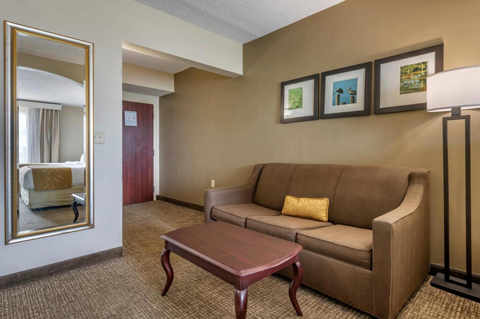 טמרק Comfort Suites Sawgrass מראה חיצוני תמונה